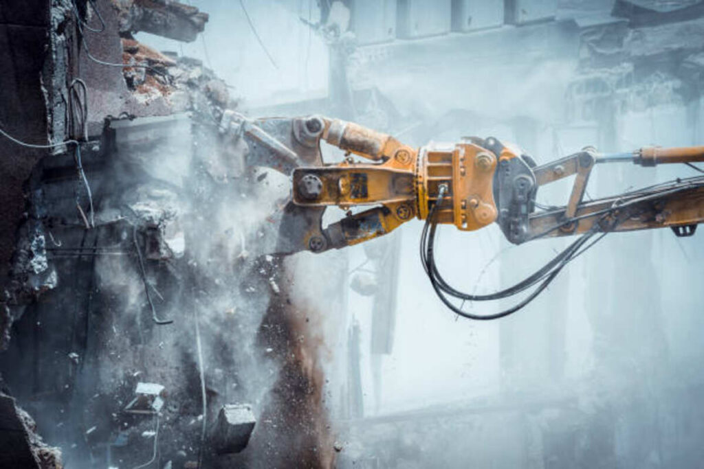 demolition contractor Huntington Beach